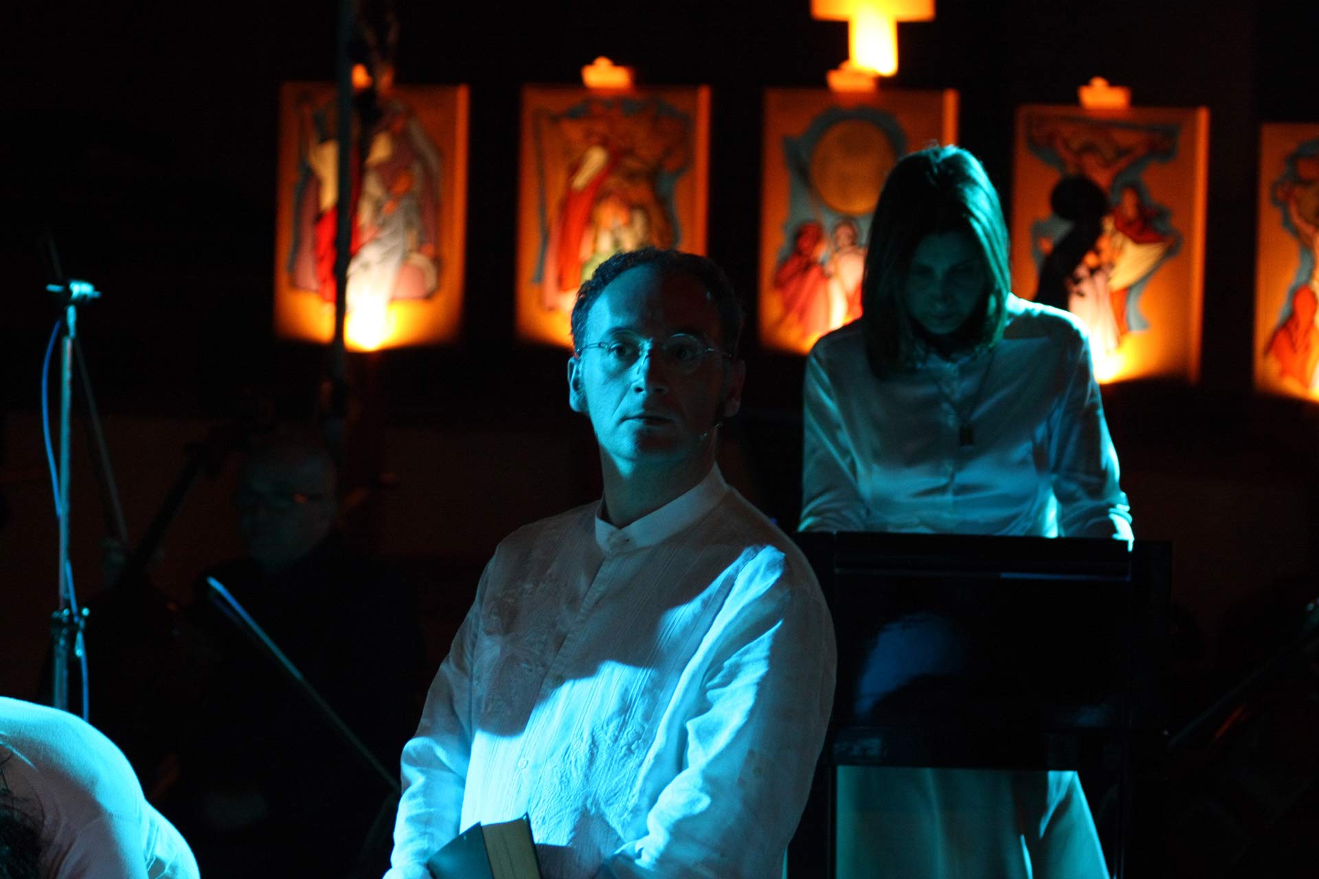 icom-via-crucis